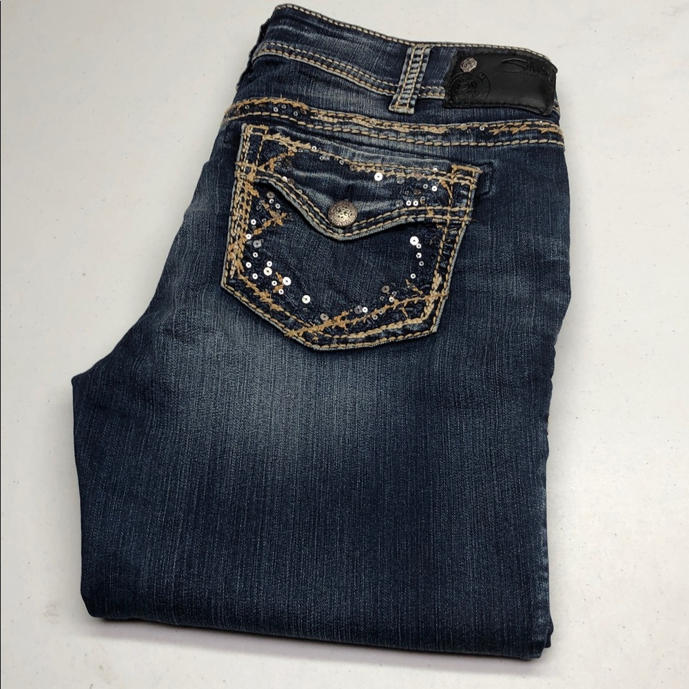 SILVER SUKI MIDRISE SLIM STRAIGHT LEG JEANS 31x31 ⭐️